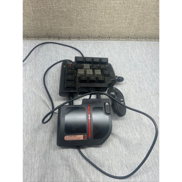 Saitek Other - Saitek Cyborg Command Unit PC Gaming Keypad Programmable USB Wired Black CCU01